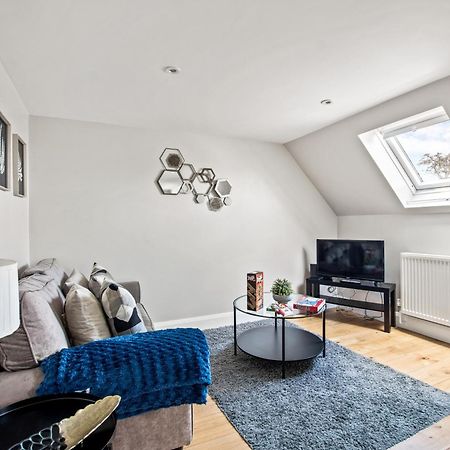 Central And Cosy Brockenhurst Flat Eksteriør bilde
